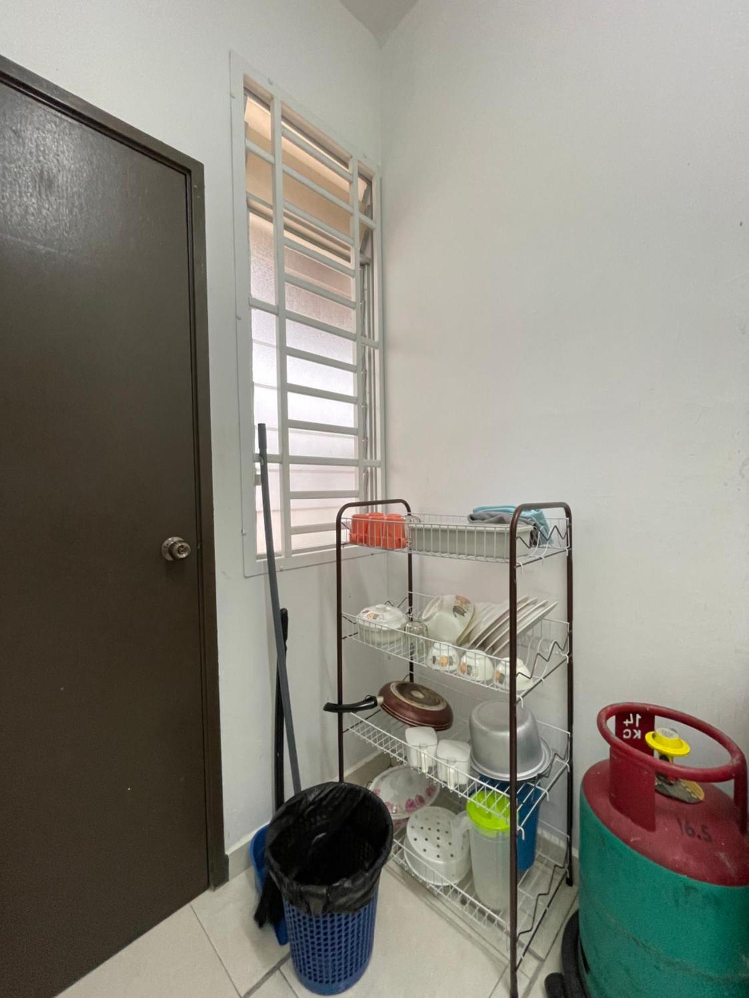 D'Cahaya Homestay Batu Pahat Esterno foto